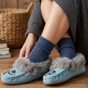 SoftMoc Blue Faux Fur Trim Slip-On Sandals Size 6 Cozy Plush House Slippers